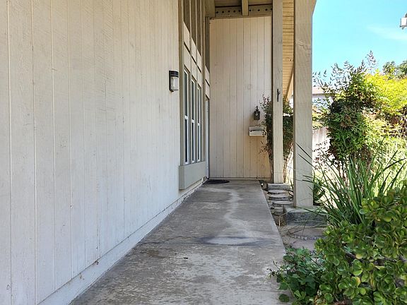 Covered Walkway to Front Door