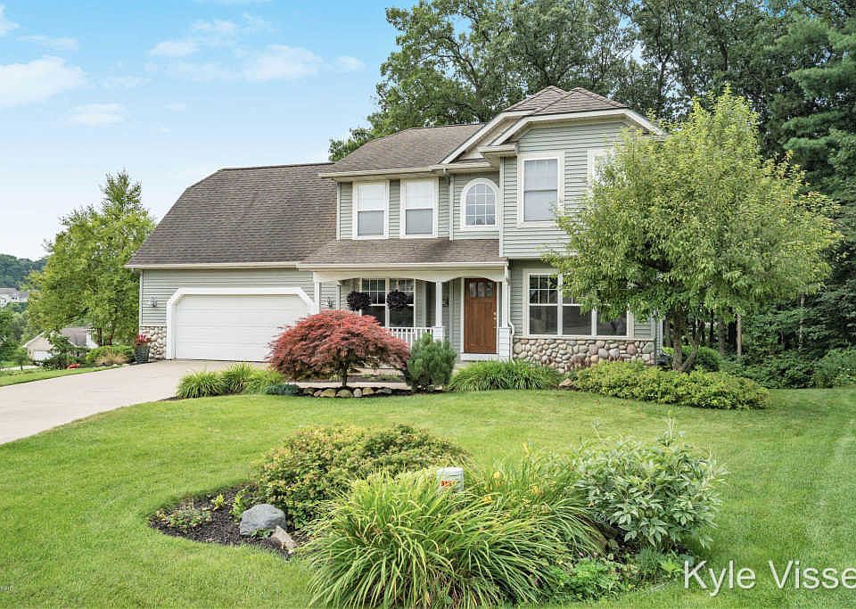 1st image of 9193 Lady Lauren Dr NE
