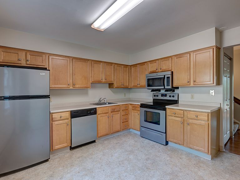 Mariner's Hill Apartment Rentals - Marshfield, MA | Zillow