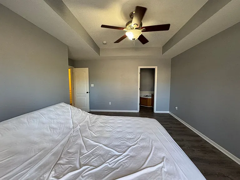 2603 Oakfield Dr — Photo 21