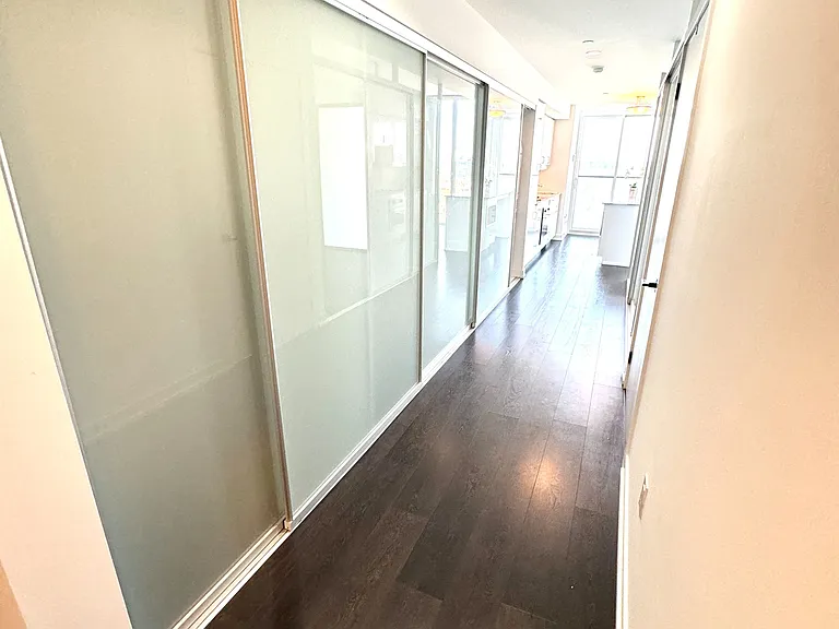 426 University Ave #2301 — Photo 11