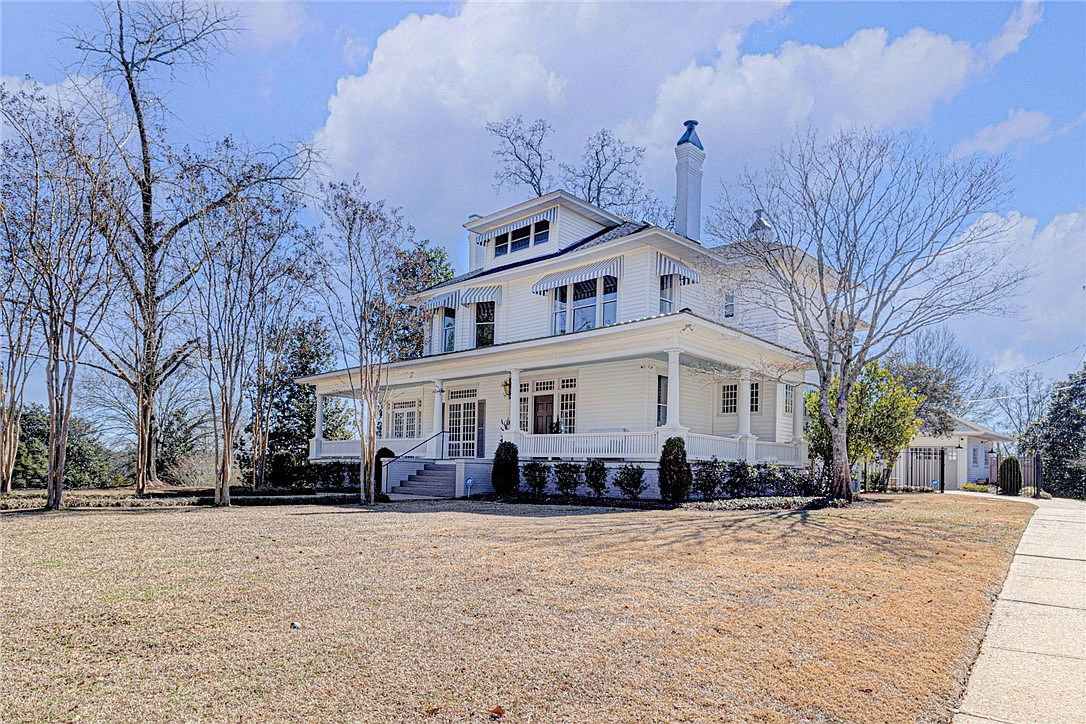 213 N 18th St, AL 36863 MLS 96801 Zillow