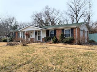 12401 Worthington Dr, Saint Louis, MO
