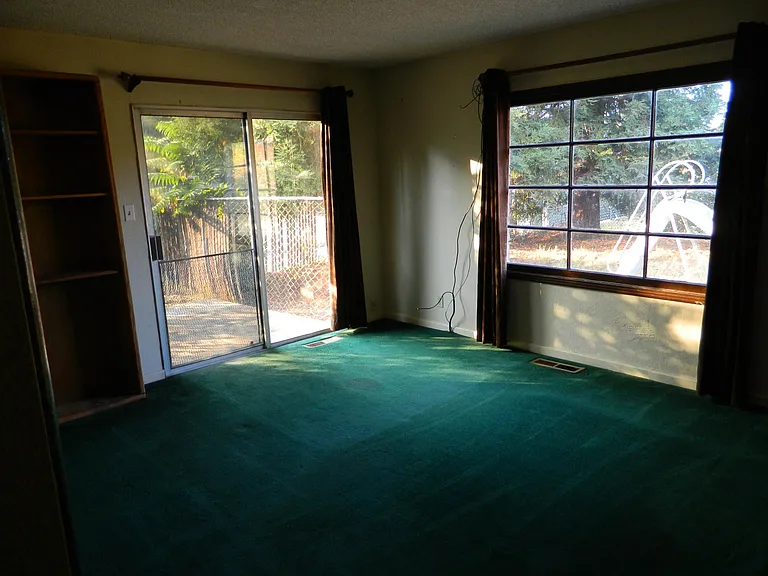 3878 Chestnut Ave — Photo 3