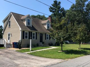 11 Poitras Ave, Tyngsboro, MA 01879