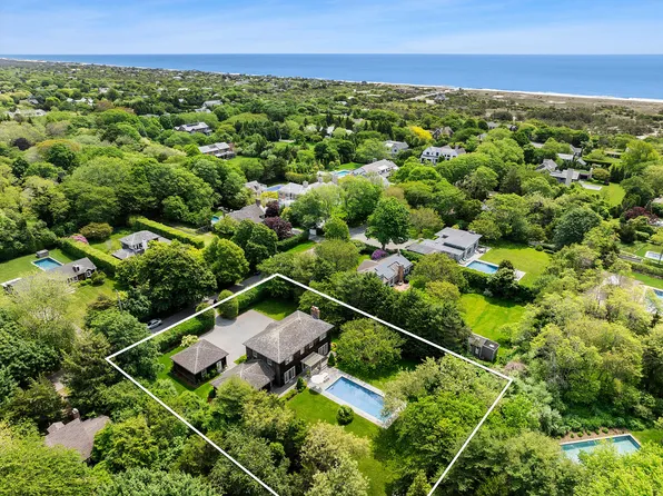 96 Hand Ln, Amagansett, NY 11930