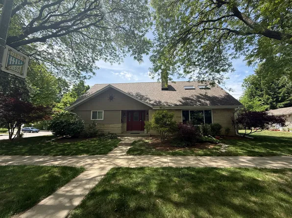 1609 N 71st St #1609, Milwaukee, WI 53213