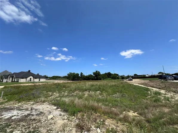 170 Coalson Xing, Azle, TX 76020