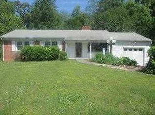 912 N Graham Hopedale Rd, Burlington, NC 27217