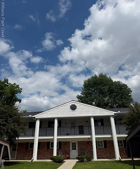 42630 Plymouth Hollow Dr — Photo 1