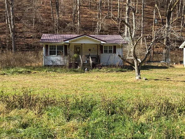 102 Berry Btm, Danville, WV 25053