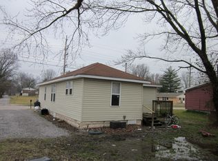 512 E Fisher St, Carbondale, IL 62901