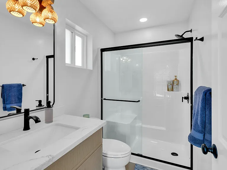 4241 Cherokee Ave — Photo 11