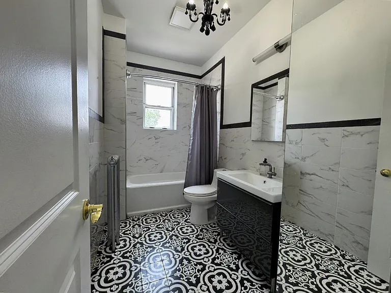 16 Forest St #404 — Photo 9
