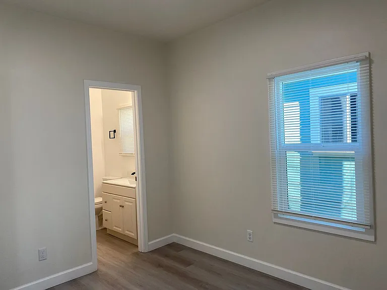 1711 Bridge Ave — Photo 13