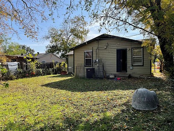 3rd image of 4937 Callahan St