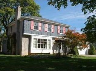 956 Norfolk Dr, Birmingham, MI 48009