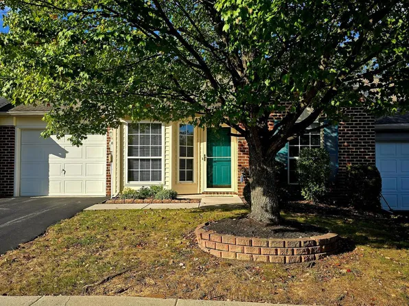 8 Windcroft Ct, Carlisle, PA 17015