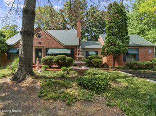 2709 Hikes Ln, Louisville, KY 40218