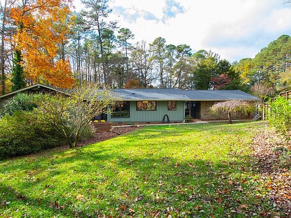 2nd image of 1201 Shelley Rd