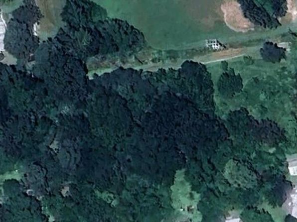 9 Bailey Ave, Spring Grove, VA 23881