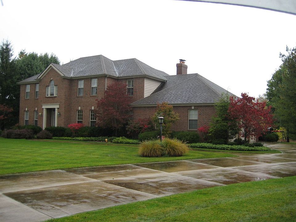 1st image of 51154 Stratford Ct