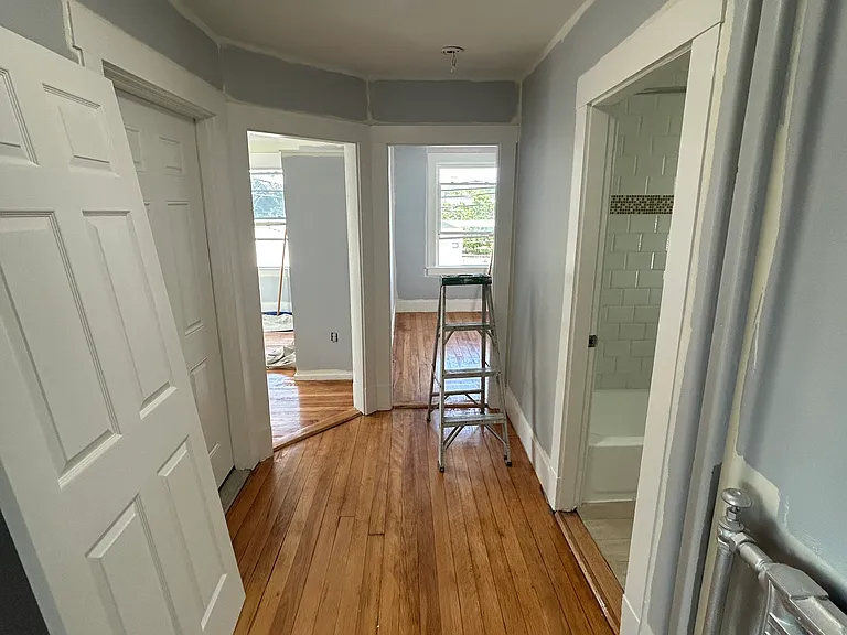8 Lexington Ter #3 — Photo 3