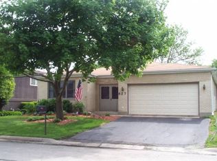 827 Niagara St, Carol Stream, IL 60188