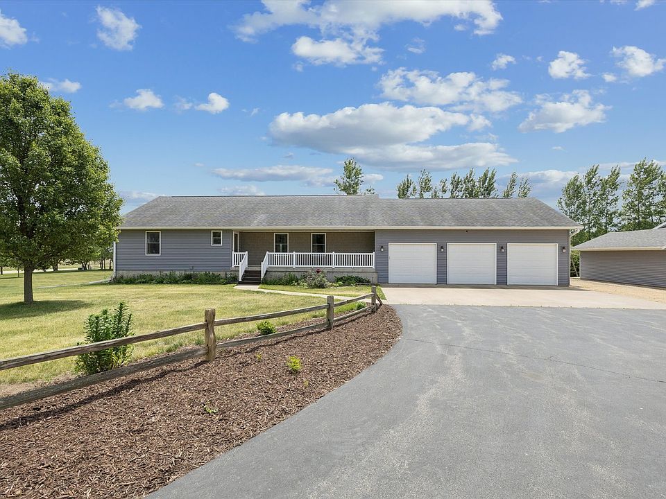 1st image of 2849 262nd St
