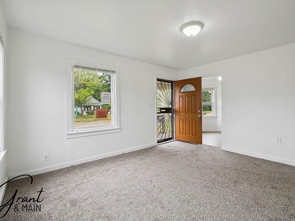 13926 Rockdale St, photo 4