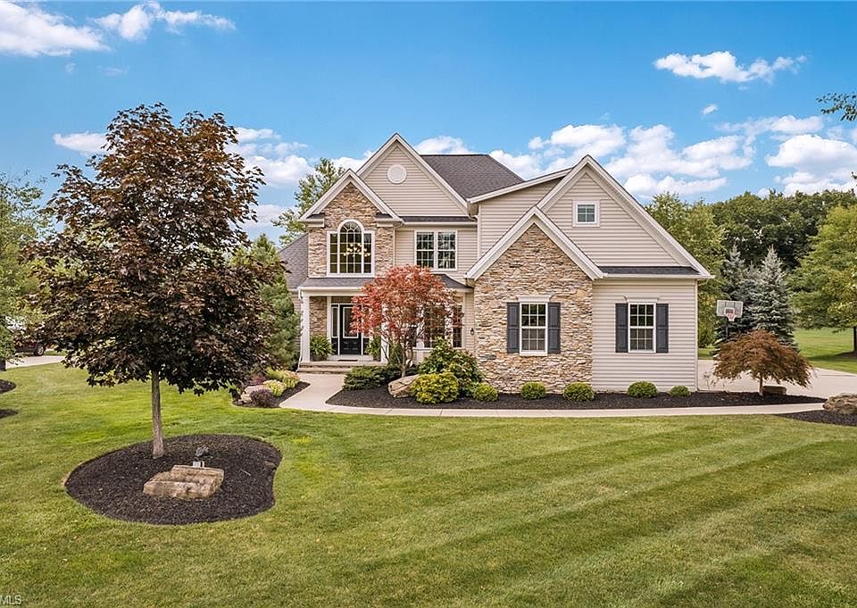 1st image of 2382 Pine Valley Dr