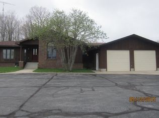 1622w Us 2, Gulliver, MI 49840