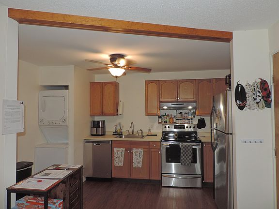 5th image of 37 Alice Drive #18