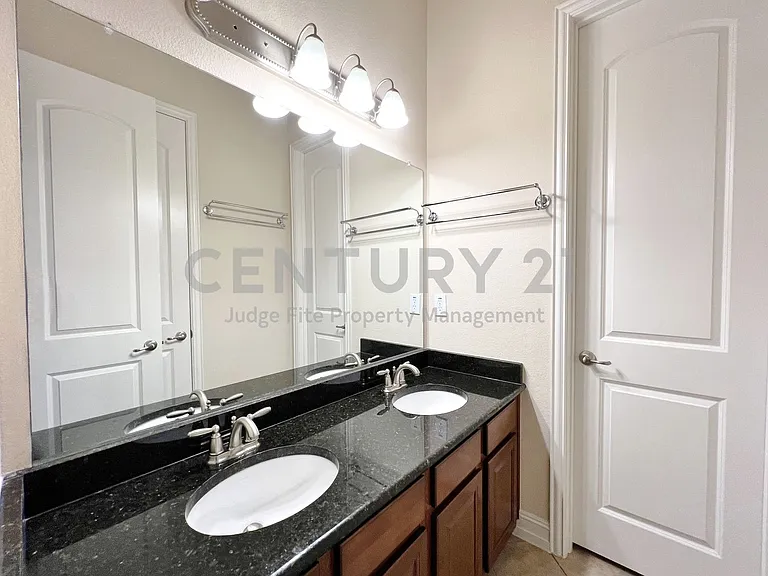 12481 Pleasant Hill Ln — Photo 30