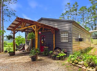 365 County Road 38, Riceville, TN 37370