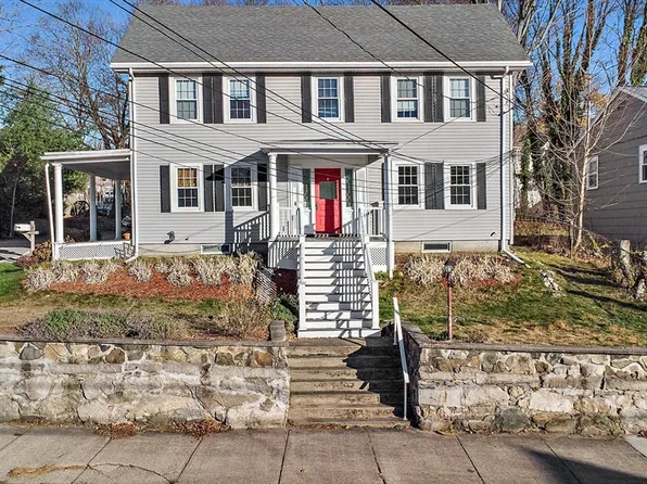 48 Arlington Rd #1, Woburn, MA 01801