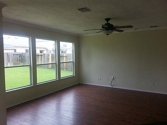4th image of 18803 Knobby Oaks Pl