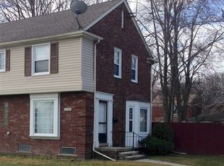 21700 Moross Rd, Grosse Pointe, MI 48236