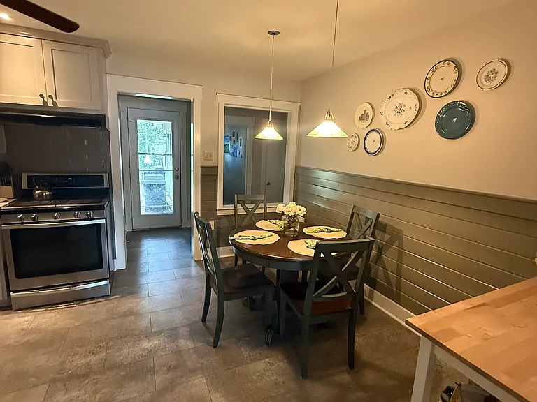 701 S Coulter Dr — Photo 6