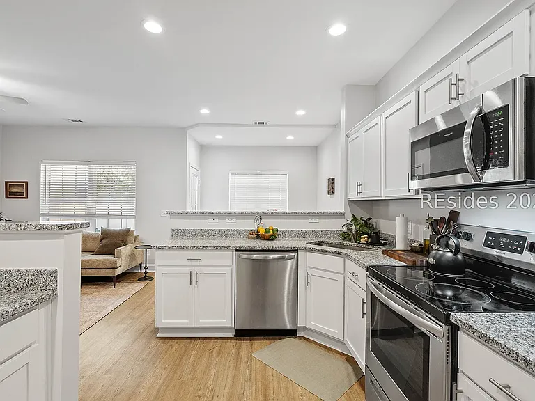 363 Dante Cir — Photo 10