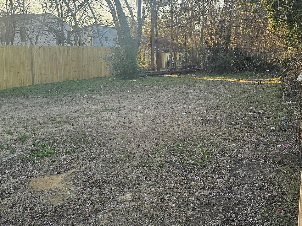2nd image of 416 Lakeland St