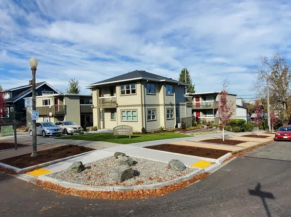 805 N J St APT 5, Tacoma, WA 98403