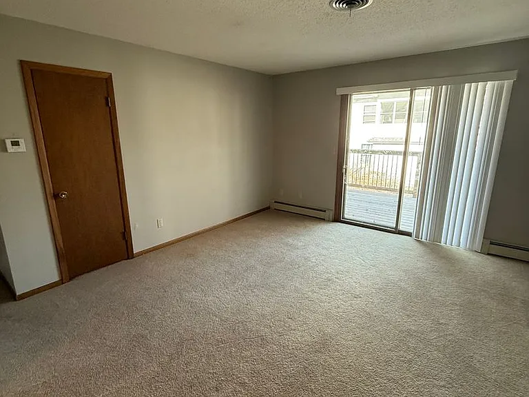 806 Jefferson St — Photo 3