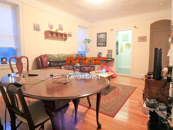 2nd image of 3911 62nd St