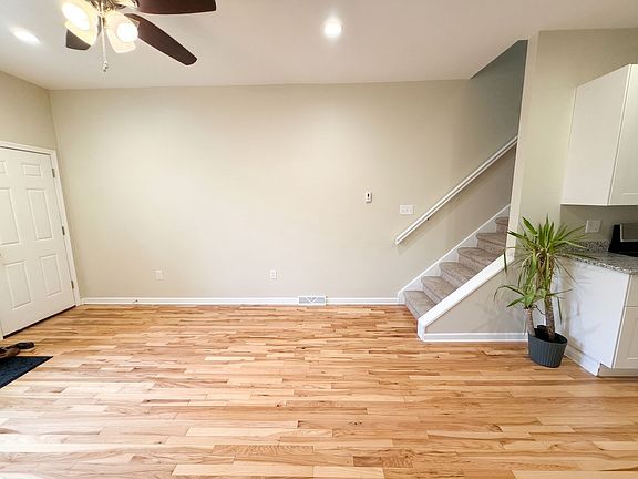 3rd image of 294 46th St