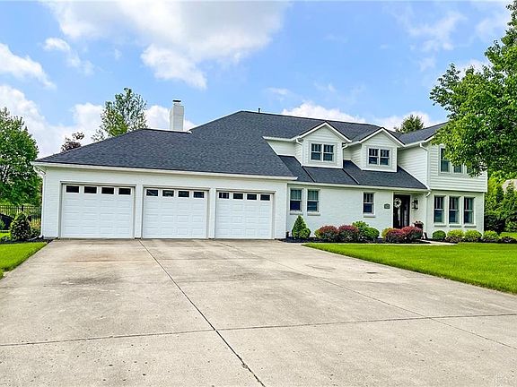 3rd image of 2364 Black Oak Dr
