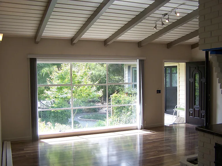 707 Crocker Ave — Photo 10