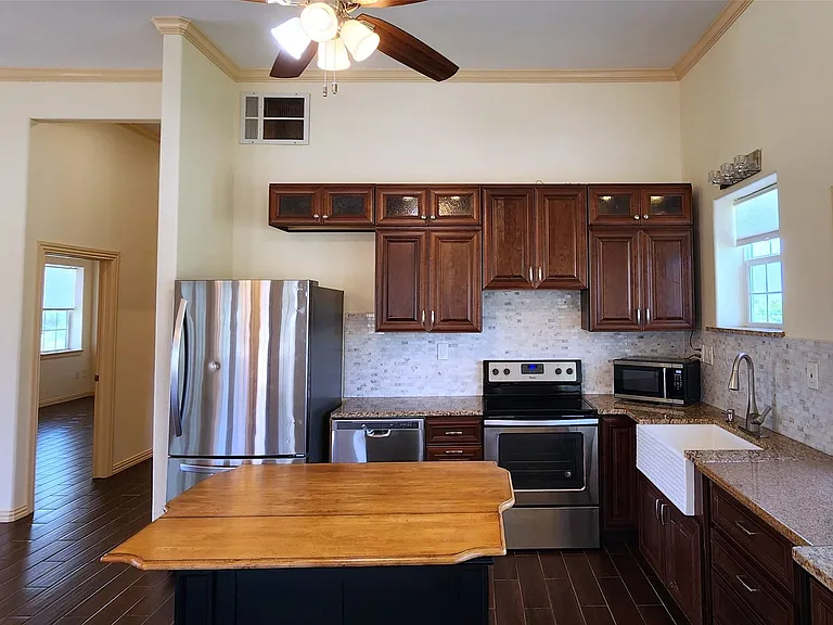 14568 W FM 428 — Photo 8