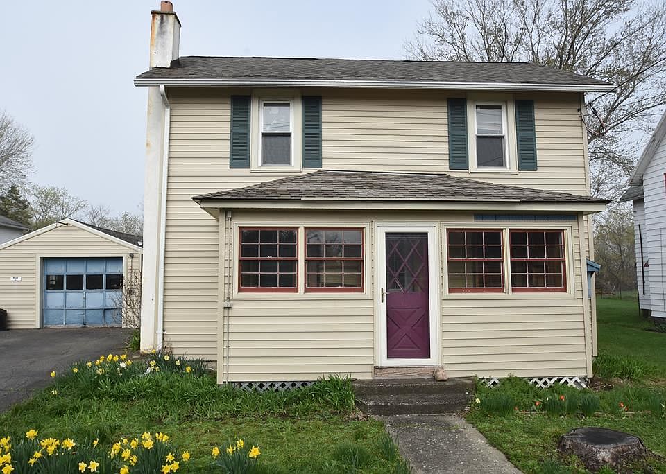 1st image of 31 Hammond St
