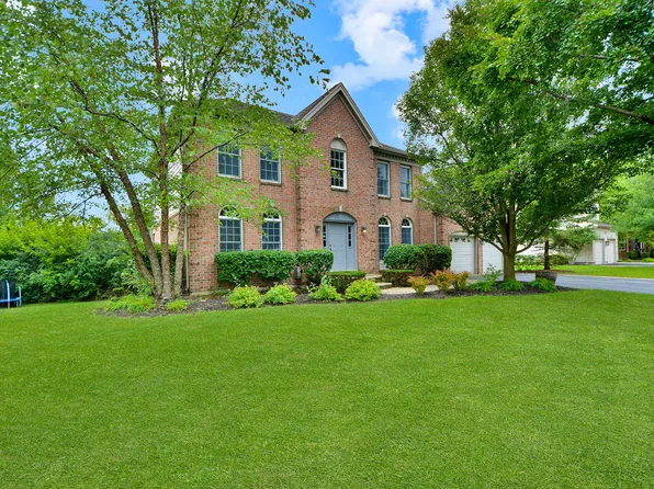 88 Open Pkwy S, Hawthorn Woods, IL 60047
